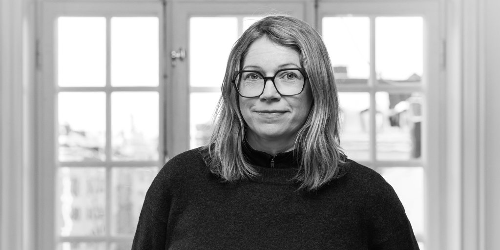 Svartvit porträttbild av Bouvets medarbetare Anna Ödlund